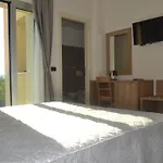 Albachiara アパートホテル