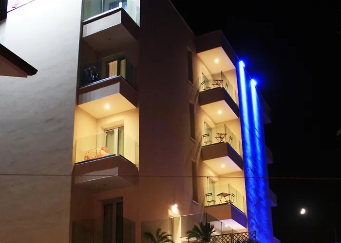 Albachiara Apartmanhotel 3*