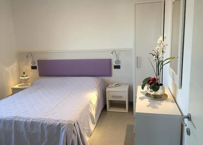 Apartmanhotel Albachiara 3*