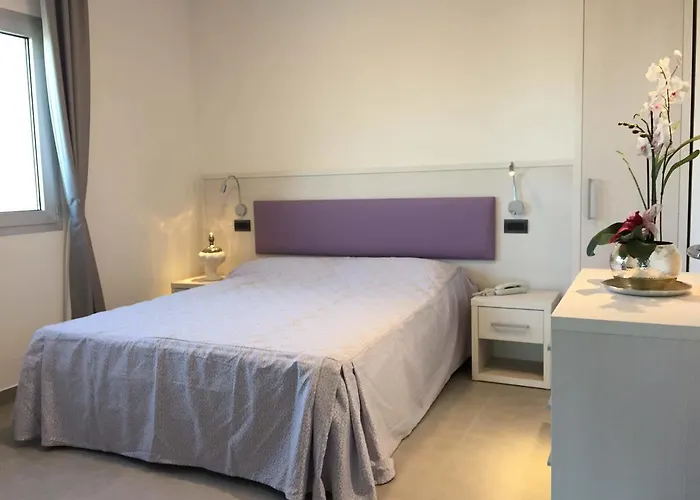 Apartmanhotel Albachiara 3*