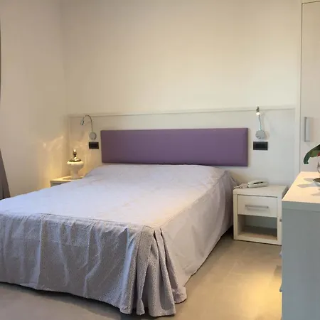 Hotel apartamentowy Albachiara 3*