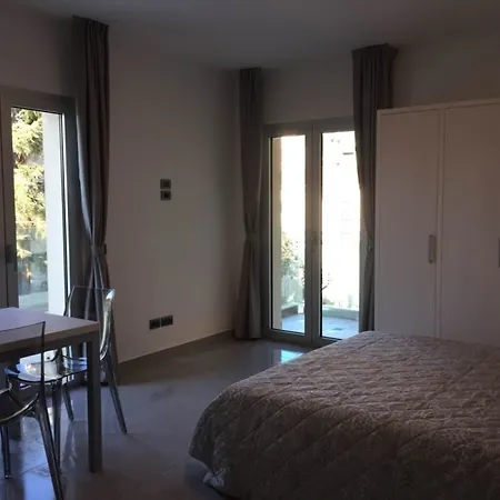 Ξενοδοχείο με διαμερίσματα Albachiara